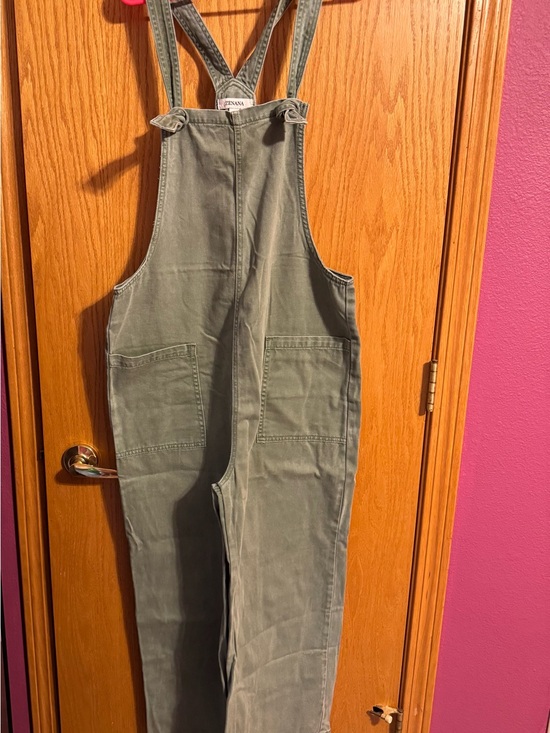 Zenana Outfitters Pants - Zenana Outfitters Olive Green Cargo Jumpsuit Overalls